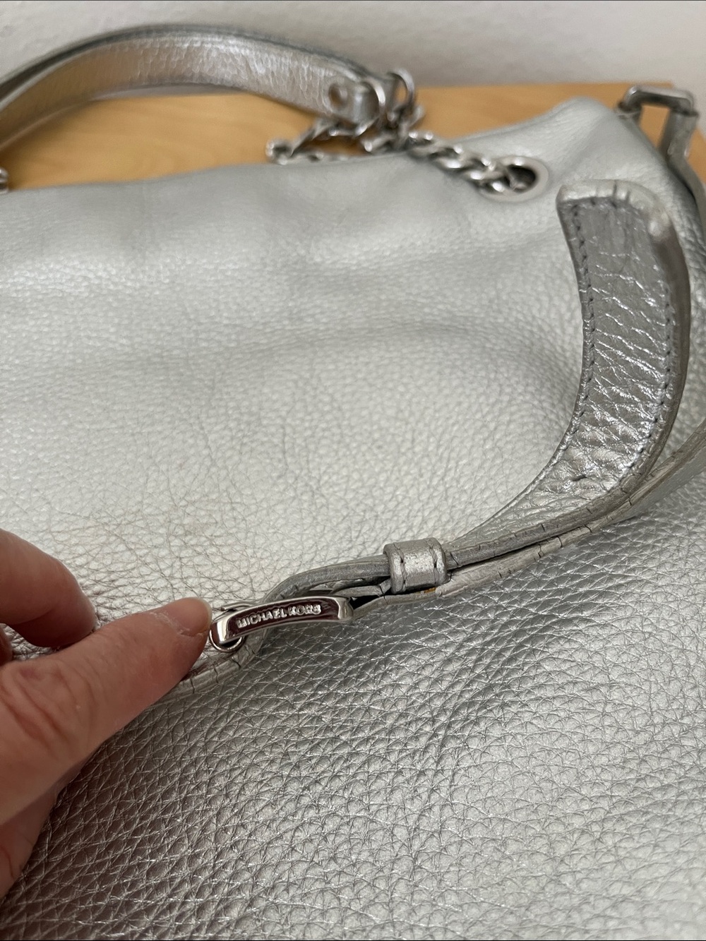 Michael Kors Silver Pebbled Leather Chain-Handle Tote - Picture 2 of 7